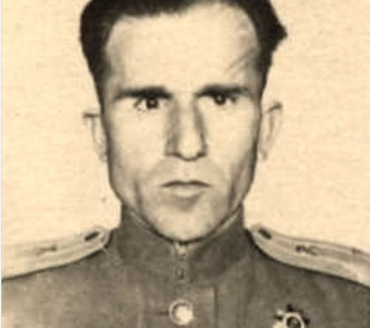 ЧЕЧНЯ.  Участник Великой Отечественной войны, подполковник Тута Магометов