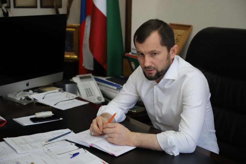 ЧЕЧНЯ.  Вице-премьер правительства ЧР: В республике требуется переиздание ВСЕХ произведений на чеченском языке