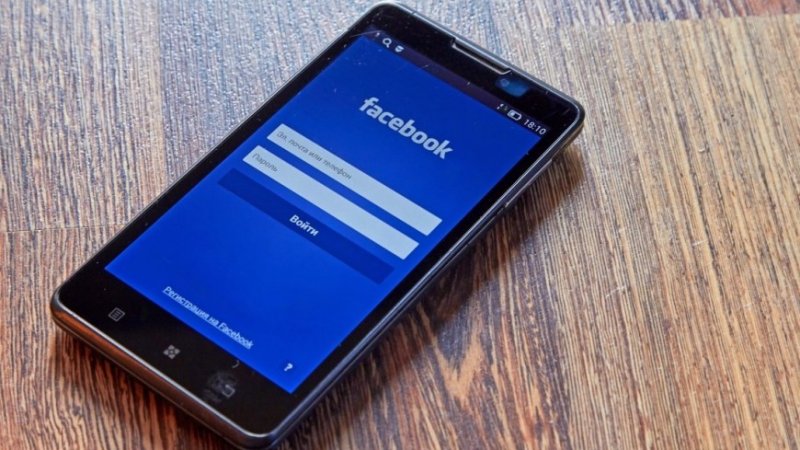 Знакомиться в Facebook станет проще, но только для серьезных отношений