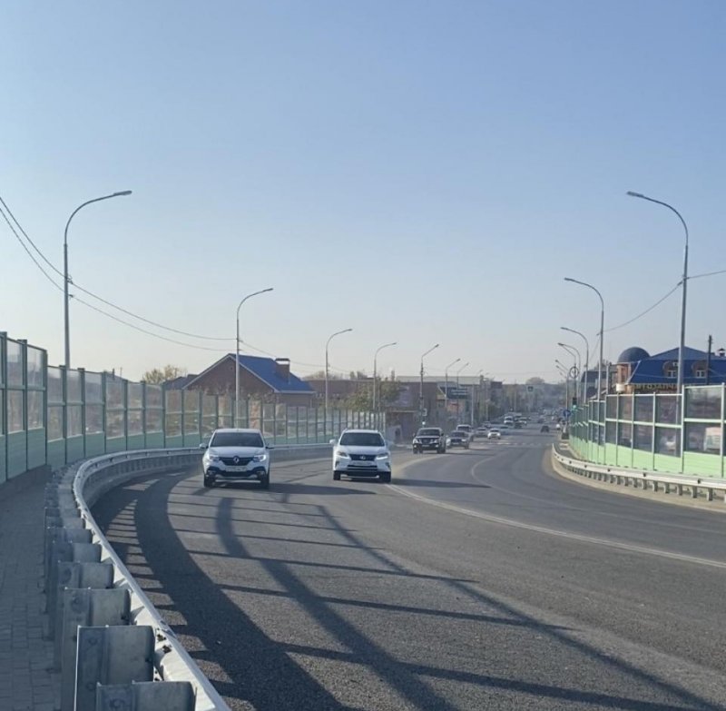 АСТРАХАНЬ. Милицейский мост полностью открыт