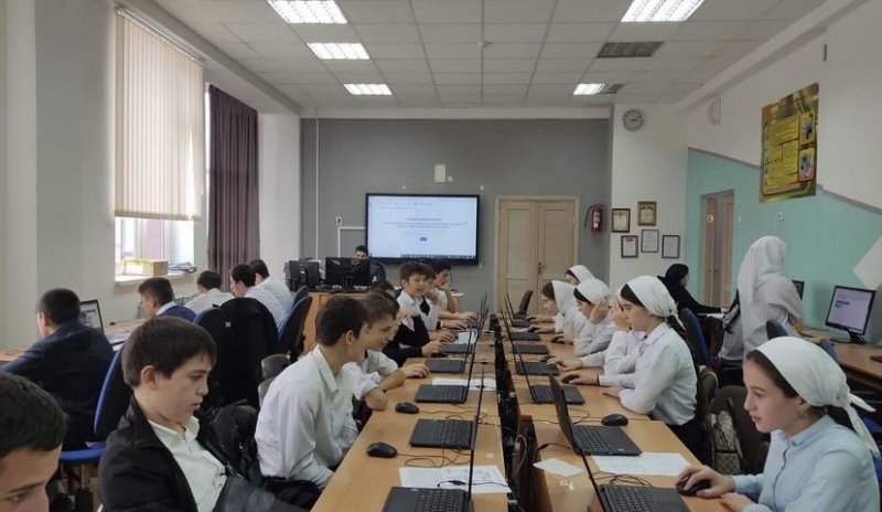 ЧЕЧНЯ. Школьники региона приняли участие в социально-психологическом тестировании