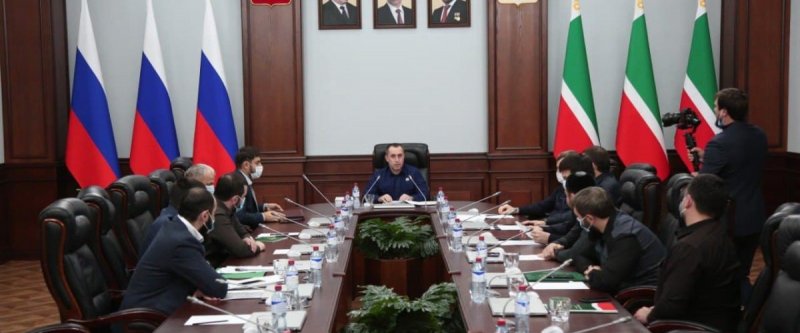 ЧЕЧНЯ. В чеченском Парламенте прошло заседание Комиссии по организации проведения опроса населения г. Грозного