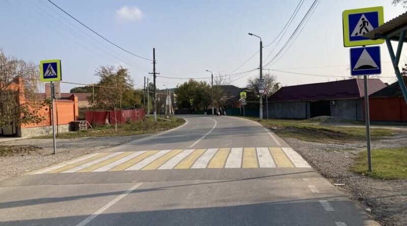 ЧЕЧНЯ.  В Грозном в рамках нацпроекта «Безопасные качественные дороги» отремонтировали улицу, ведущую к школе № 29
