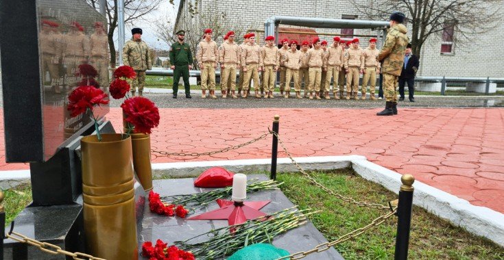 ЧЕЧНЯ. В У-Мартане на базе полка Росгвардии прошел День призывника