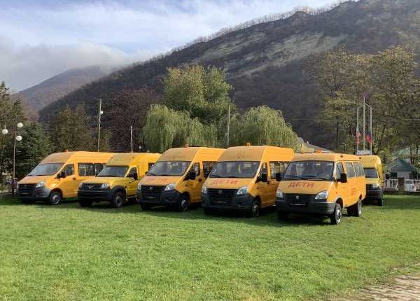ДАГЕСТАН. 10 новых школьных автобусов получил Табасаранский район