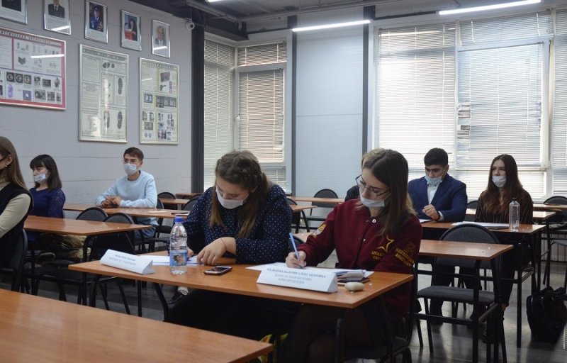 КЧР. С 8 ноября школьники и студенты Карачаево - Черкесии приступают к очному формату обучения