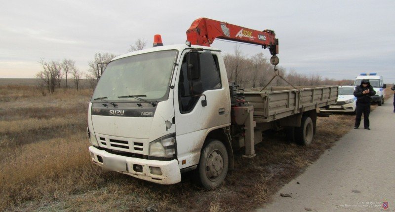 ВОЛГОГРАД. Полицейские Палласовского района задержали подозреваемого в угоне эвакуатора