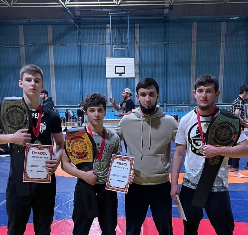 ЧЕЧНЯ. Чеченские спортсмены заняли 6 призовых мест на турнире по ММА «Кубок города Моздок»