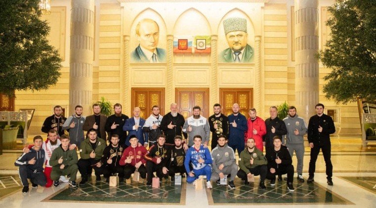 ЧЕЧНЯ. Рамзан Кадыров встретился воспитанниками РСК "Ахмат"