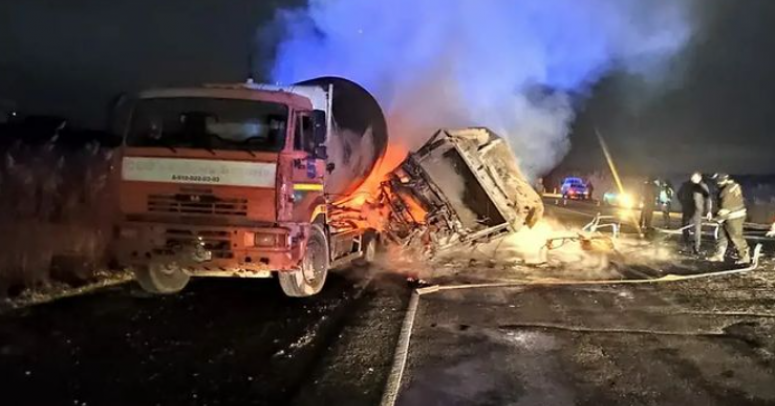 КРАСНОДАР. ​На трассе Анапа-Новороссийск столкнулись три грузовика