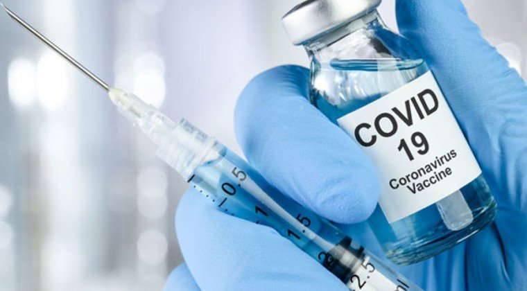 Матвиенко заявила о необходимости вакцинировать от COVID-19 100% россиян