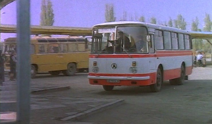 С.ОСЕТИЯ. Этот день в истории: 33 года назад террористы захватили автобус с учениками 42-й школы Владикавказа