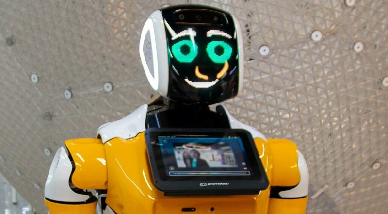 В полиции Абу-Даби будет "служить" робот разработанный в России