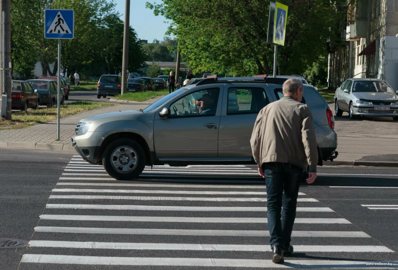 В РФ появится специальное приложение, позволяющее штрафовать нарушителей ПДД