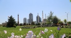 ЧЕЧНЯ.  Более 200 тысяч цветов украсят Грозный в 2022 году