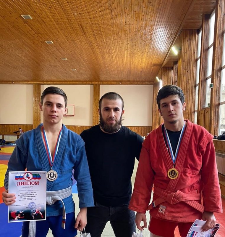 ЧЕЧНЯ. Чеченские спортсмены завоевали в Махачкале две медали на первенстве по боевому самбо