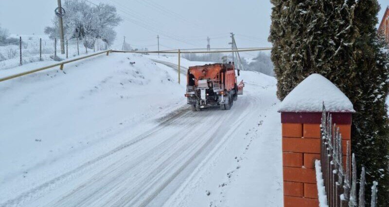 ЧЕЧНЯ. Снегоуборочные работы на дорогах  в регионе идут в штатном режиме