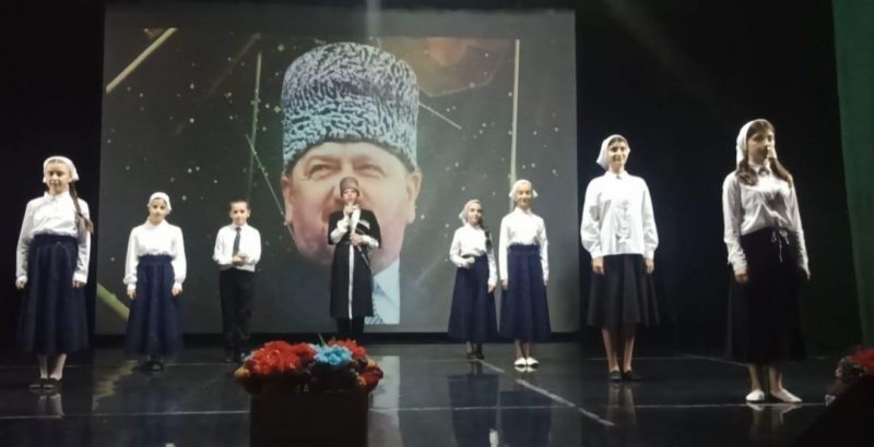 ЧЕЧНЯ. Тематическая программа «63 годовщина восстановления государственности чеченского народа».