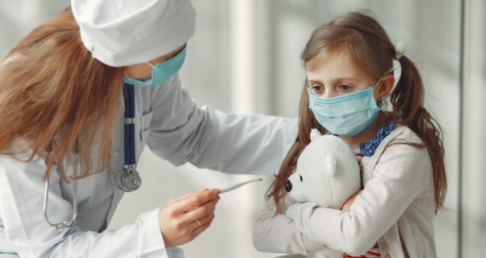 Елена Дондурей: Заболеваемость среди детей может быть признаком завершения пандемии