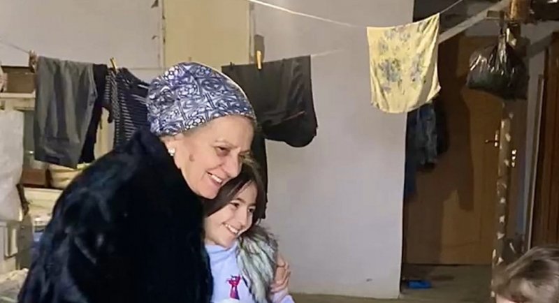 ИНГУШЕТИЯ. Марьям Амриева исполнила мечты двух детей в рамках акции «Елка желаний»