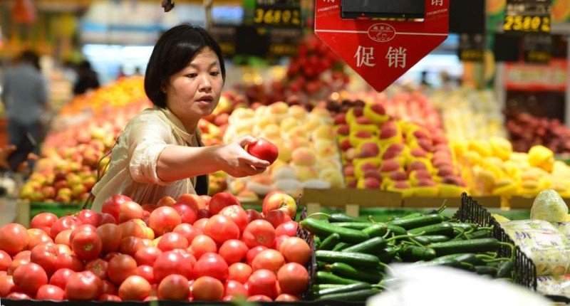 Китай скупил половину продовольственных запасов мира