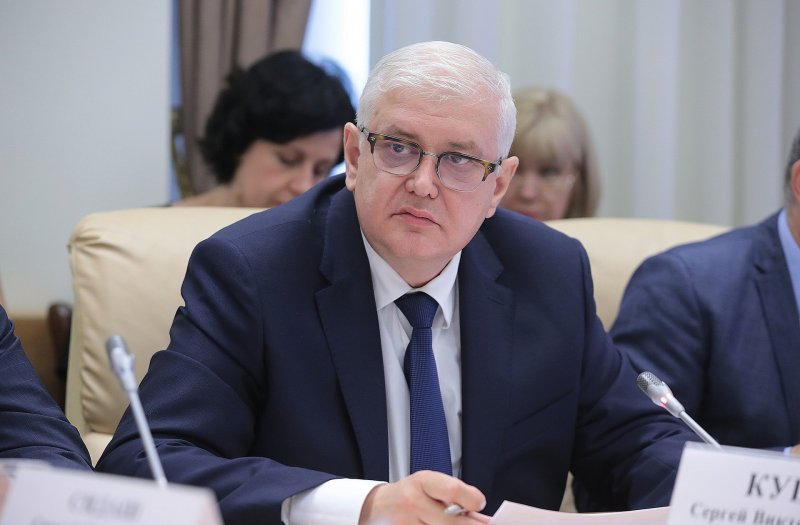 РОСТОВ. Губернатор Василий Голубев уволил министра строительства и архитектуры
