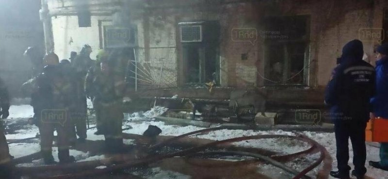 РОСТОВ. В центре Ростова неизвестные убили пенсионера и сожгли его квартиру