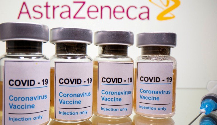В России могут одобрить две иностранные вакцины от ковида