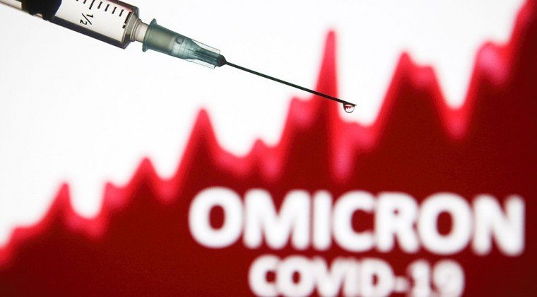 В России оценили возможность омикрона стать «живой вакциной»