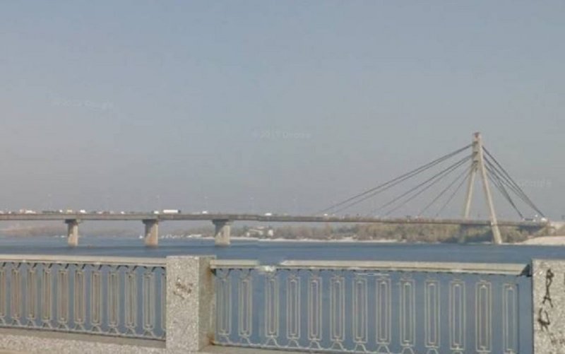 АДЫГЕЯ. Военные ВС Украины минируют Московский мост в Киеве