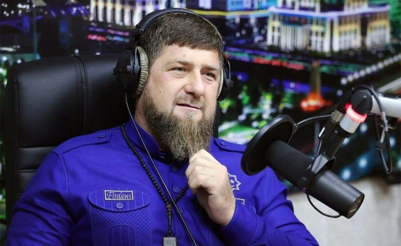 ЧЕЧНЯ. Рамзан Кадыров поздравил работников СМИ с Всемирным днем радио