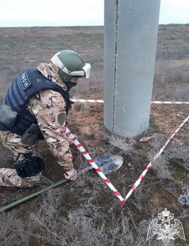 КАЛМЫКИЯ. БОЕПРИПАС ВРЕМЕН ВЕЛИКОЙ ОТЕЧЕСТВЕННОЙ ВОЙНЫ ОБЕЗВРЕДИЛИ РОСГВАРДЕЙЦЫ В КАЛМЫКИИ