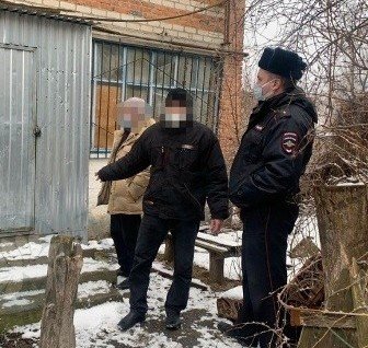 КАЛМЫКИЯ. Житель Городовиковского района избил двух односельчан подлокотником дивана, оба скончались