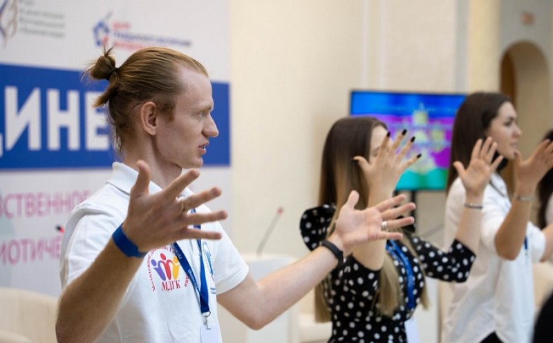 КРАСНОДАР. В Краснодаре запустят бесплатные курсы русского жестового языка