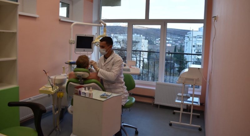 КРЫМ. Свыше полумиллиона человек обратились в 2021 году за стоматологической помощью в Крыму