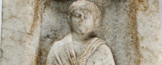 СЕВАСТОПОЛЬ. В Севастополе найдено уникальное древнее надгробие эпохи Римской империи