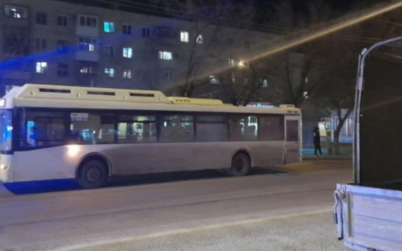 ВОЛГОГРАД. На юге Волгограда во время экстренного торможения пострадал пассажир автобуса