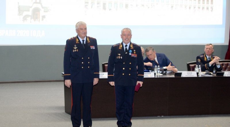 ЧЕЧНЯ. Руслан Алханов получил орден Почёта