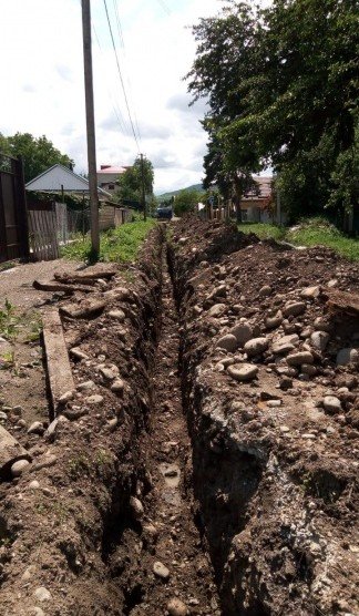 КЧР. В ст. Преградная Урупского района ведутся работы по замене ветхих водопроводных сетей протяженностью более 1 км