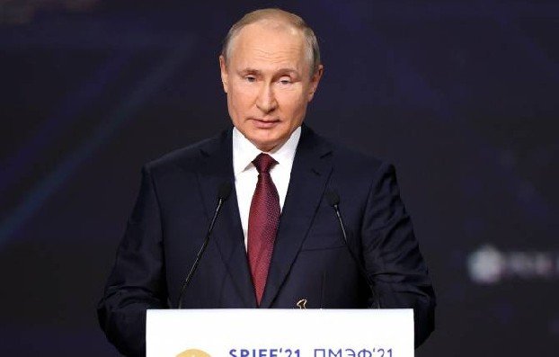 Путин заявил о готовности налаживать отношения с Украиной
