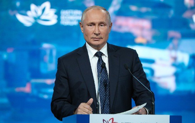Песков: информация о здоровье Путина является не публичной