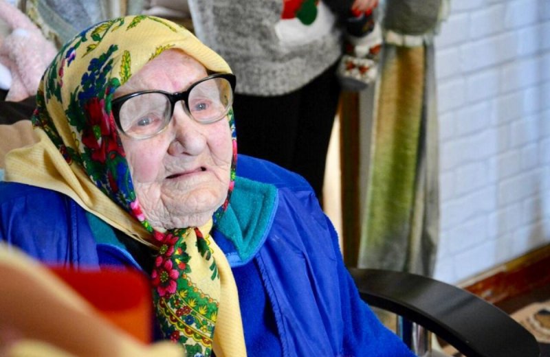 АСТРАХАНЬ. Астраханке исполнилось 100 лет