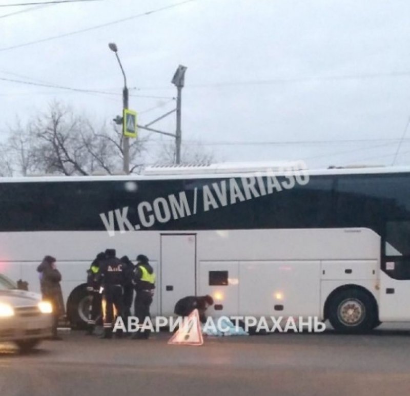 АСТРАХАНЬ. В Астрахани автобус сбил насмерть астраханку