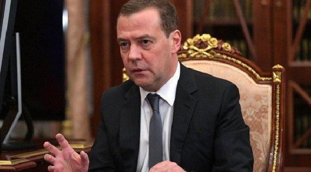 Медведев назвал способ избежать войны